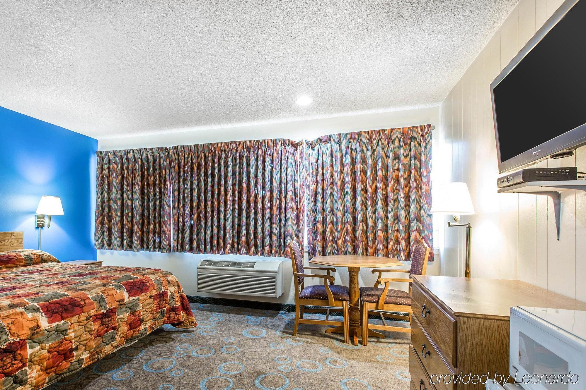 Rodeway Inn Wildwood Маммот Лейкс Экстерьер фото