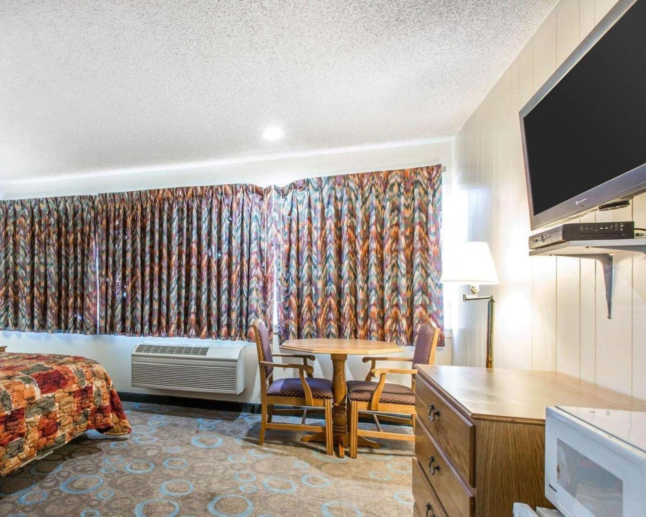 Rodeway Inn Wildwood Маммот Лейкс Экстерьер фото