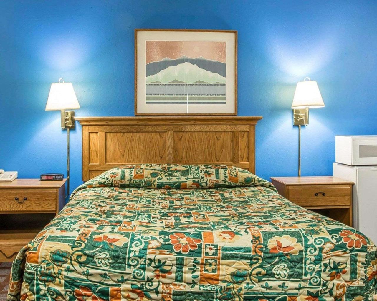 Rodeway Inn Wildwood Маммот Лейкс Экстерьер фото
